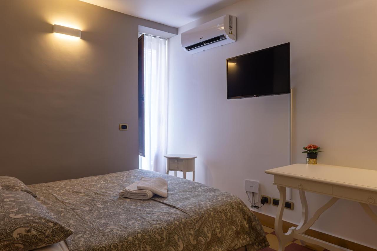 Mi Tu Apartments Catania Exterior photo