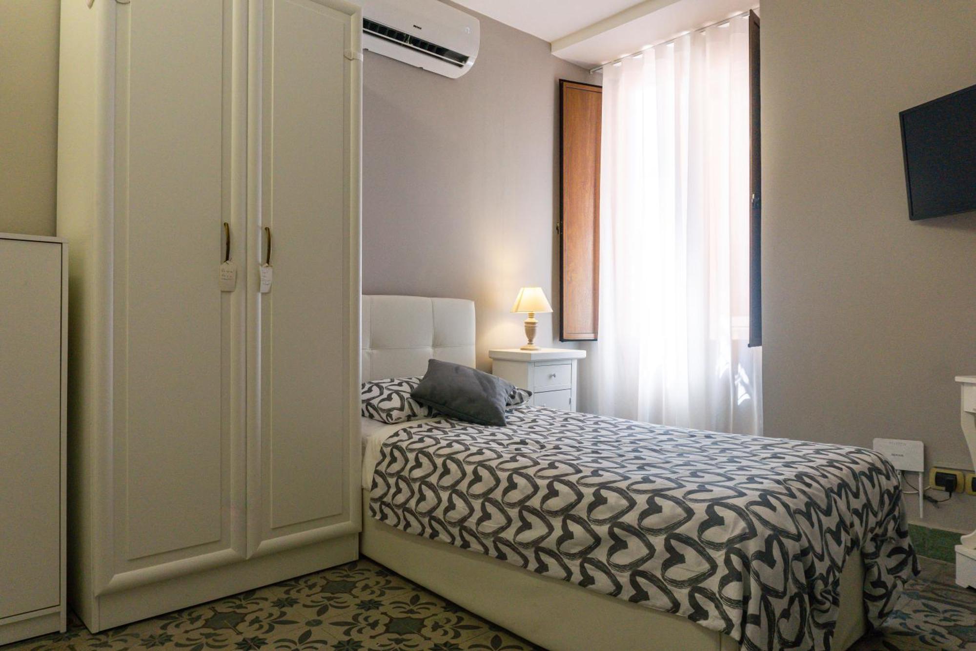 Mi Tu Apartments Catania Exterior photo